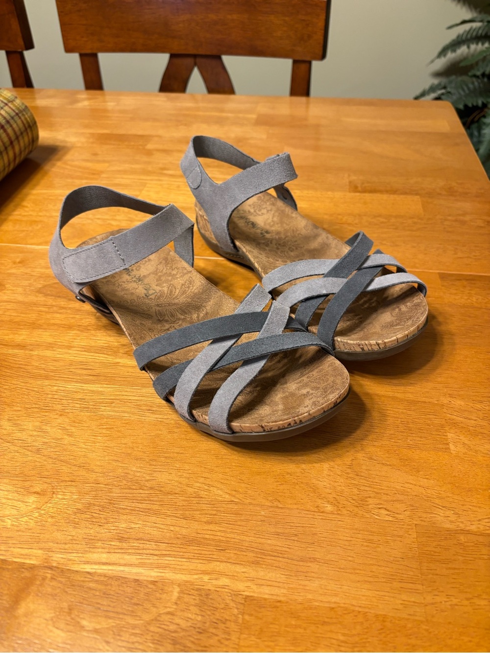BearPaw Gray Strappy Open-Toe Wedge Sandals